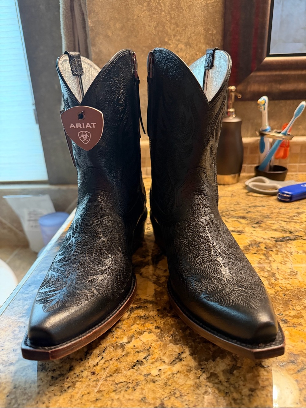 New Ariat Cate Black Floral-Embossed Western Boots
